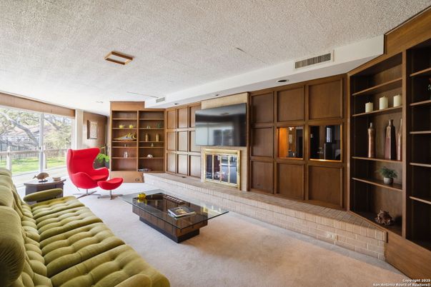 Fireplace, Interior, Living room, Recessed Lighting