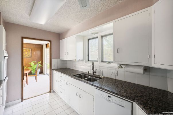 Dining room, Interior, Kitchen