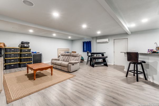 Interior, Recessed Lighting, Wood Texture Flooring