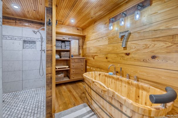Bathroom, Interior, Recessed Lighting, Wooden Beams, Wooden Ceilings, Wood Texture Flooring, Wooden Walls