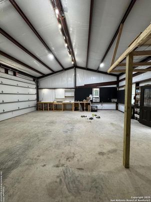 Garage, Interior