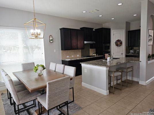 Dining room, Interior, Kitchen, Pendant Lights, Recessed Lighting