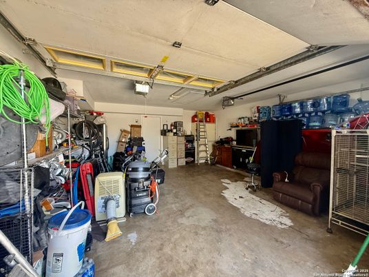 Garage, Interior