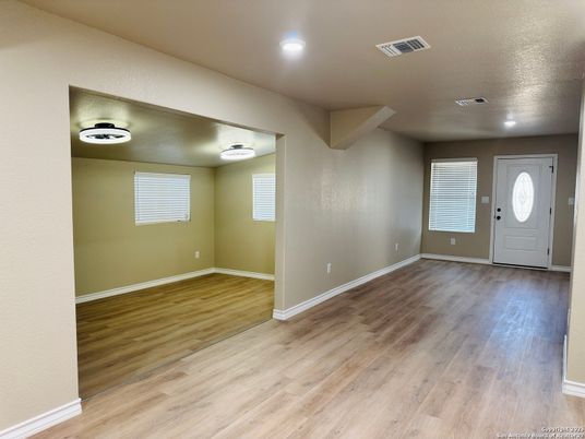 Empty room, Interior, Recessed Lighting, Wood Texture Flooring
