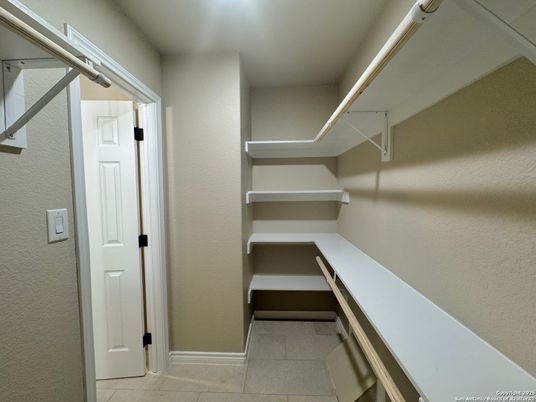 Interior, Walk-in Closets