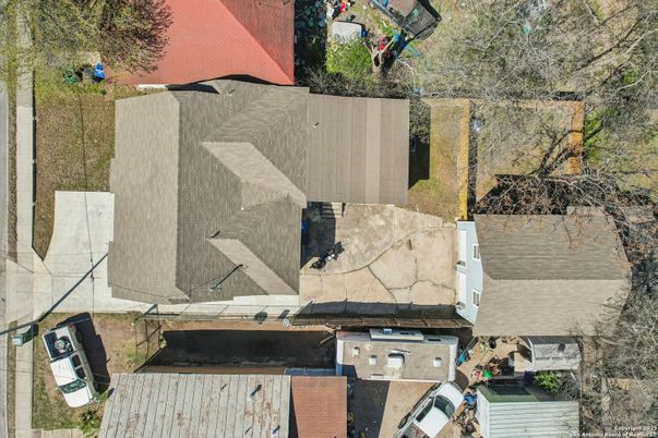 Exterior, Drone