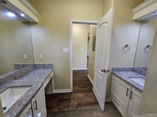 Bathroom, Dual Sink Vanities, Interior, Wood Texture Flooring