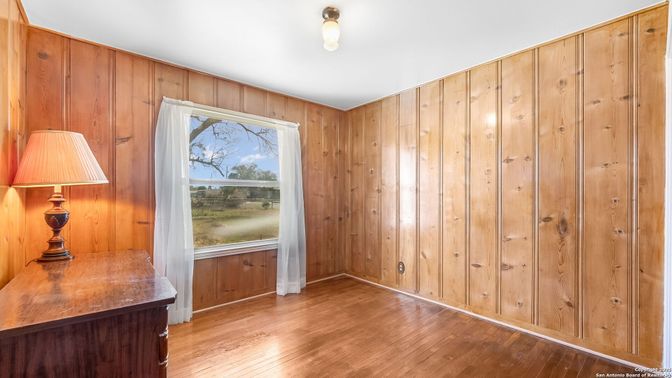 Empty room, Interior, Wood Texture Flooring, Wooden Walls