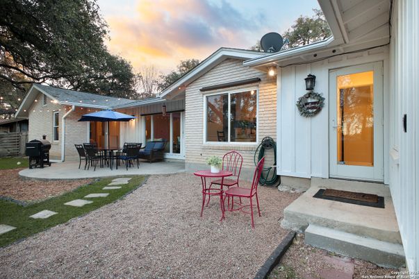Backyard, Exterior