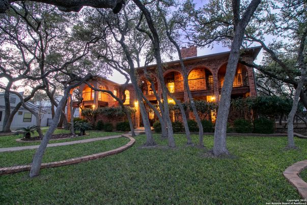 Backyard, Exterior, Facade, Mediterranean