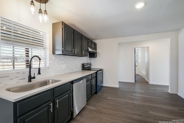 Interior, Kitchen, Pendant Lights, Recessed Lighting, Wood Texture Flooring