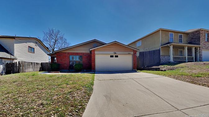 Attached, Exterior, Facade, Brick Facade, Ranch