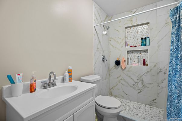 Bathroom, Interior, Marble Walls