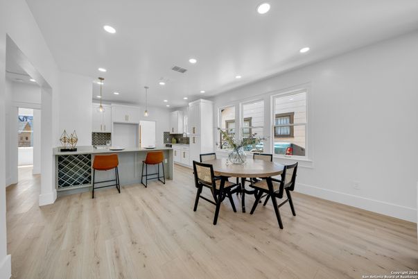 Dining room, Interior, Kitchen, Pendant Lights, Recessed Lighting, Wood Texture Flooring
