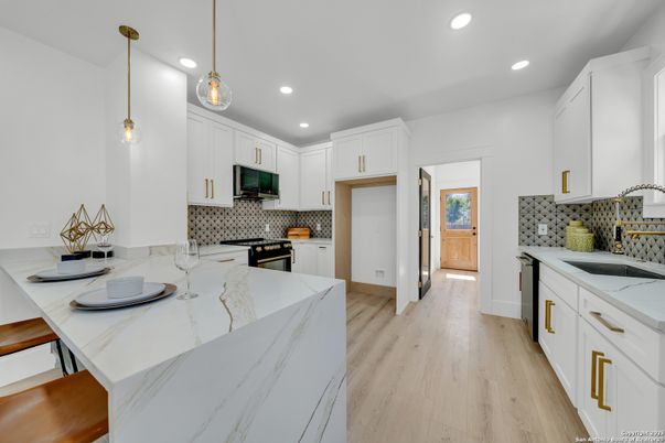 Interior, Kitchen, Pendant Lights, Recessed Lighting, Wood Texture Flooring