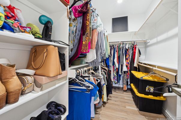 Interior, Recessed Lighting, Walk-in Closets, Wood Texture Flooring