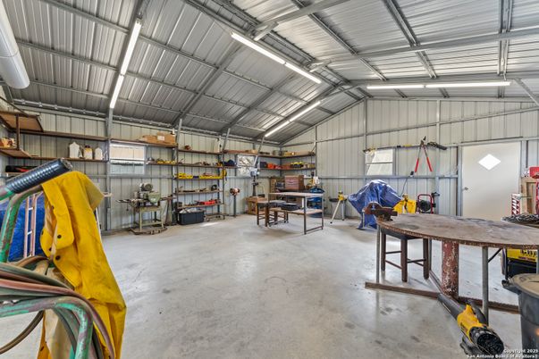 Garage, Interior