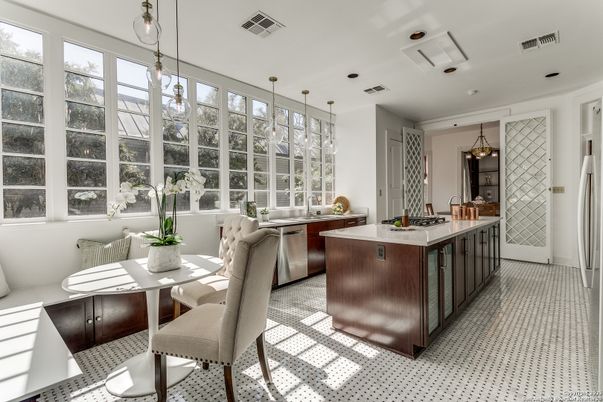 Dining room, Interior, Kitchen, Pendant Lights, Recessed Lighting
