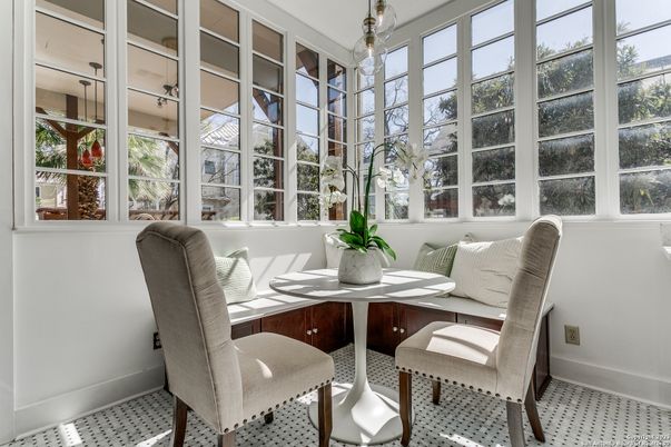 Dining room, Interior, Sun Room