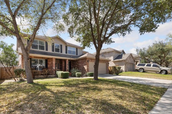 Attached, Exterior, Facade, Brick Facade, American Craftsman