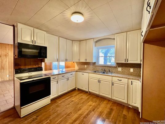 Interior, Kitchen, Wood Texture Flooring