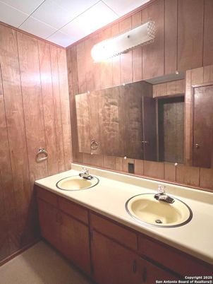 Bathroom, Dual Sink Vanities, Interior, Wooden Walls