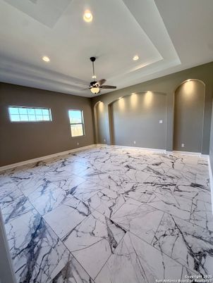 Empty room, Interior, Marble, Recessed Lighting