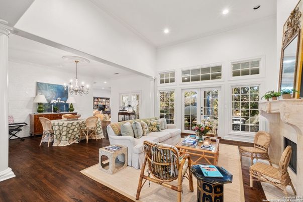 Chandelier, Dining room, Fireplace, Interior, Living room, Recessed Lighting, Wood Texture Flooring