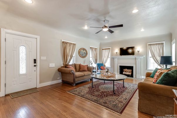 Fireplace, Interior, Living room, Recessed Lighting, Wood Texture Flooring