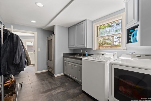 Interior, Recessed Lighting, Washer