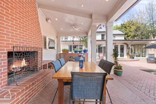 Exterior, Fireplace