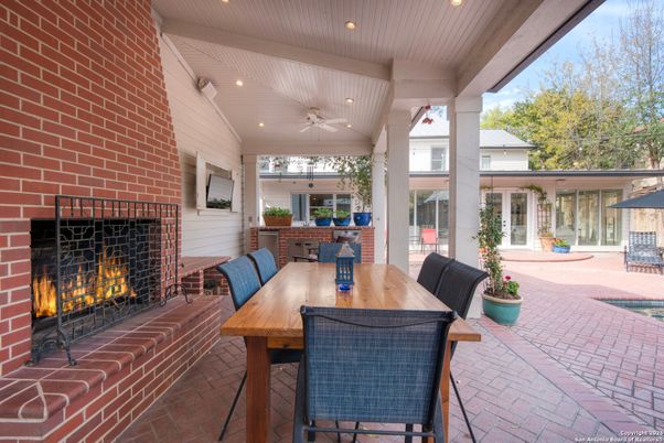 Exterior, Fireplace