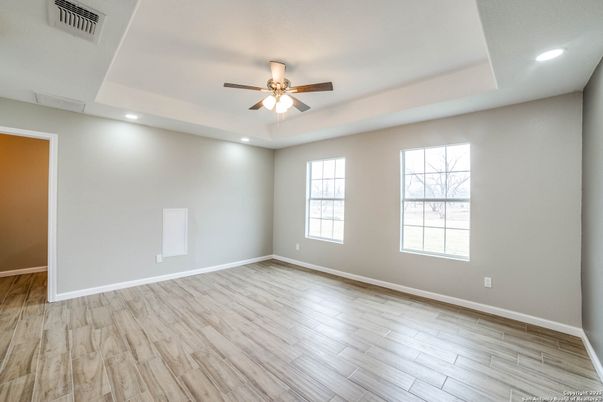 Empty room, Interior, Recessed Lighting, Wood Texture Flooring