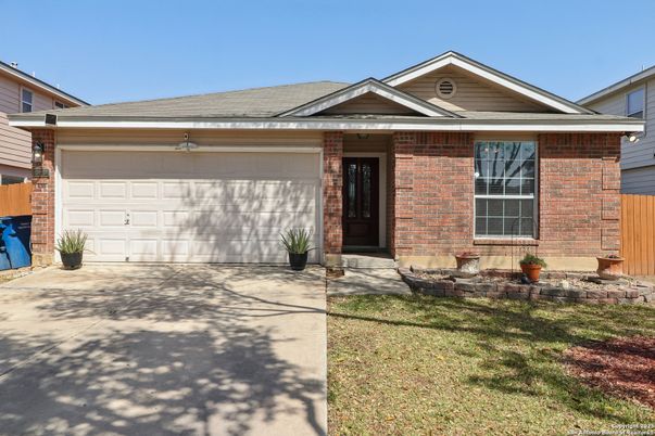 Attached, Exterior, Facade, Brick Facade, American Craftsman