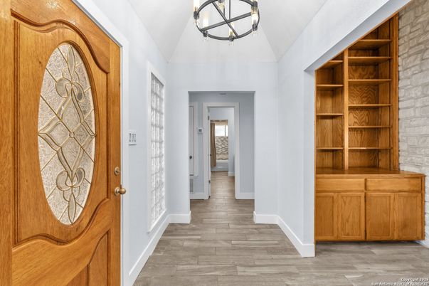 Interior, Pendant Lights, Wood Texture Flooring