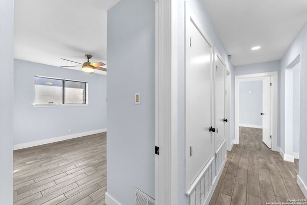 Interior, Recessed Lighting, Wood Texture Flooring