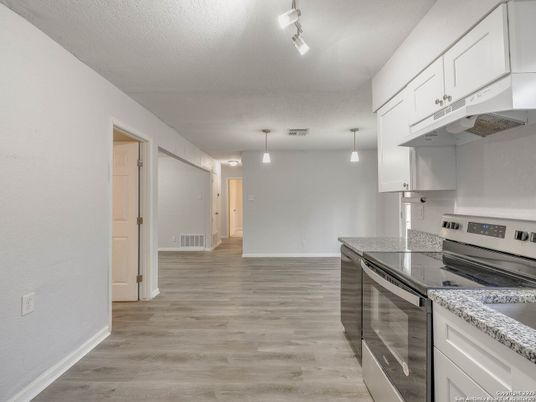 Interior, Kitchen, Pendant Lights, Wood Texture Flooring