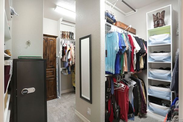 Interior, Walk-in Closets