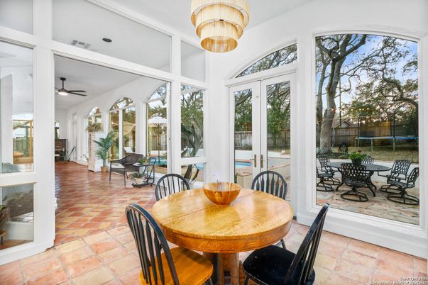 Chandelier, Dining room, Interior, Sun Room