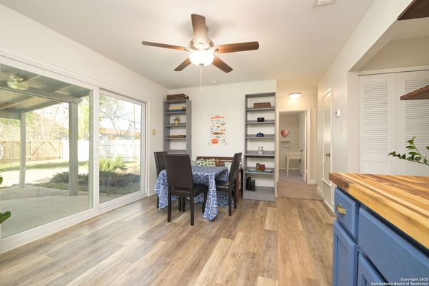 Dining room, Interior, Wood Texture Flooring