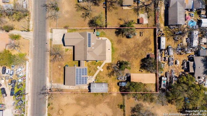 Exterior, Drone