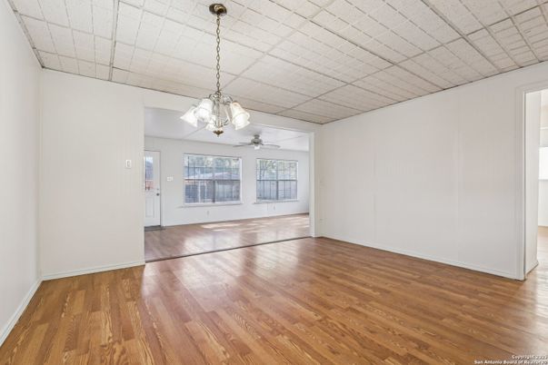 Chandelier, Empty room, Interior, Pendant Lights, Wood Texture Flooring