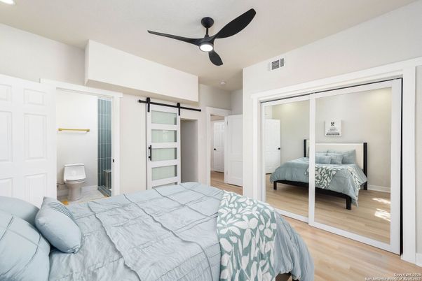 Bathroom, Bedroom, Interior, Recessed Lighting, Wood Texture Flooring