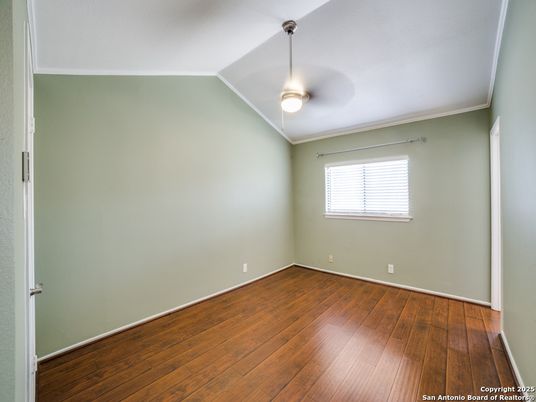Empty room, Interior, Pendant Lights, Wood Texture Flooring