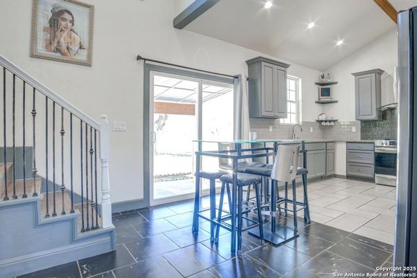 Dining room, Interior, Kitchen, Recessed Lighting