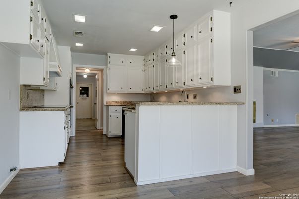 Interior, Kitchen, Pendant Lights, Recessed Lighting, Wood Texture Flooring