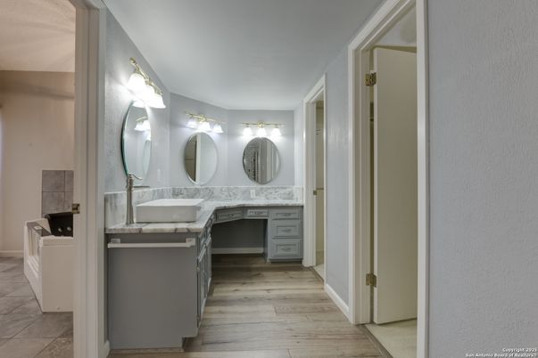 Bathroom, Dual Sink Vanities, Interior, Wood Texture Flooring