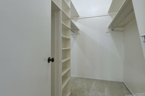 Interior, Walk-in Closets