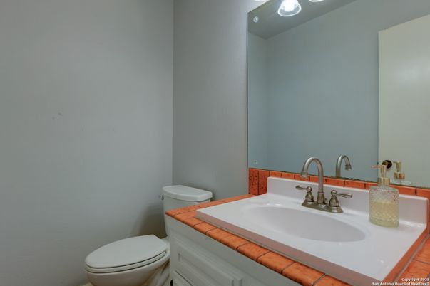 Bathroom, Interior, Tile Countertops