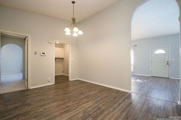Empty room, Interior, Pendant Lights, Wood Texture Flooring
